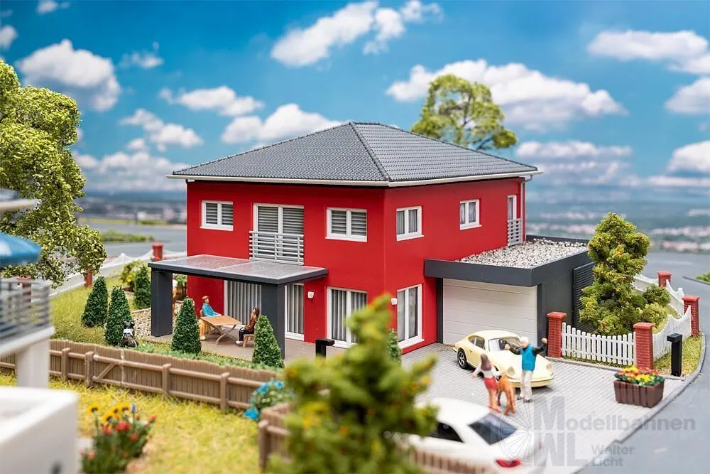 Faller 130743 - WeberHaus CityLife, rot H0 1:87