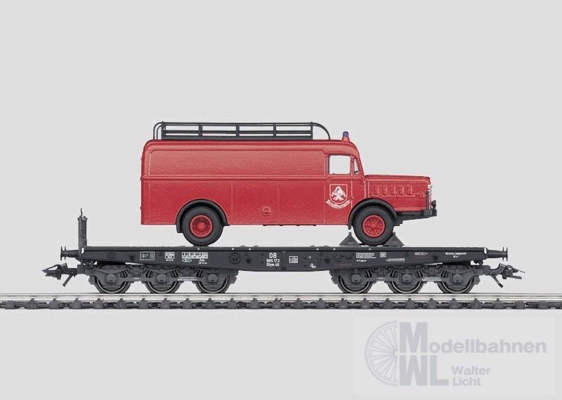Märklin 48755 - MÄRKLIN - Schwerlastwagen DB Ep.III beladen mit Feuerwehr LKW H0/WS
