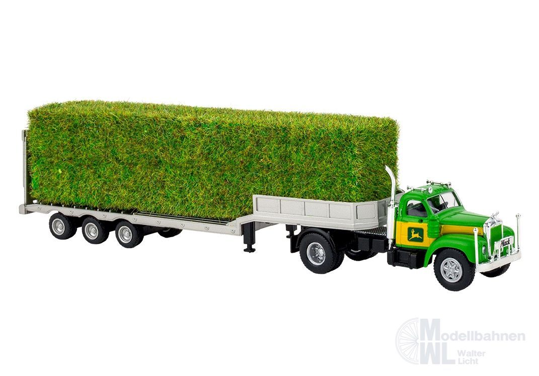Brekina 85985 - Mack B61 mit beladenem Tieflader grün H0 1:87