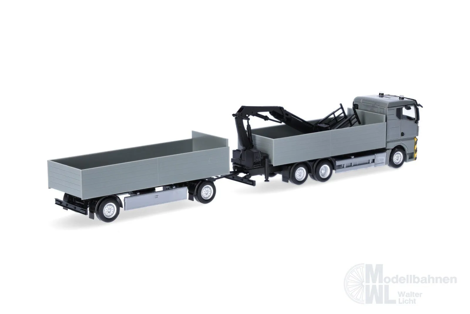 Herpa 320825 - MAN TGX GN Pritschen-Hängerzug mit Kran H0 1:87