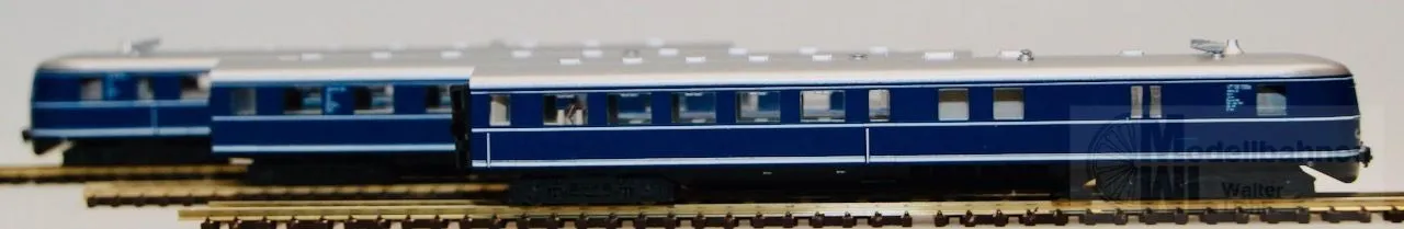 Hobbytrain 16062 - HOBBYTRAIN - Akku-Triebwagen VT 06 DB Ep.III blau 3.tlg. N 1:160