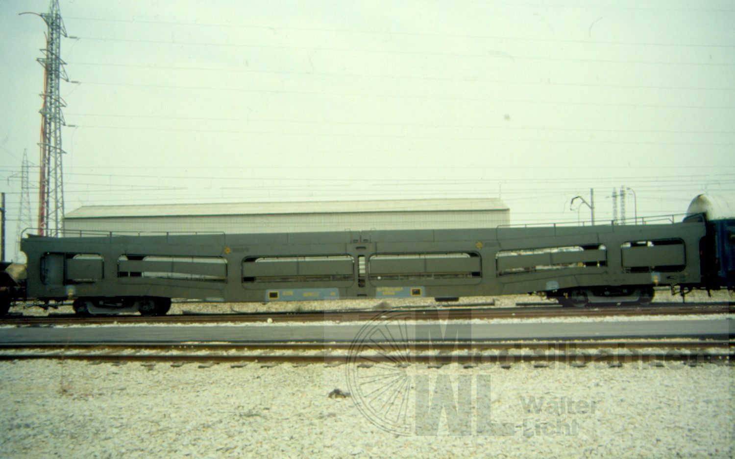 Electrotren 4042 - Autotransportwagen RENFE Ep.IV DDMA mit Schutzgittern H0/GL