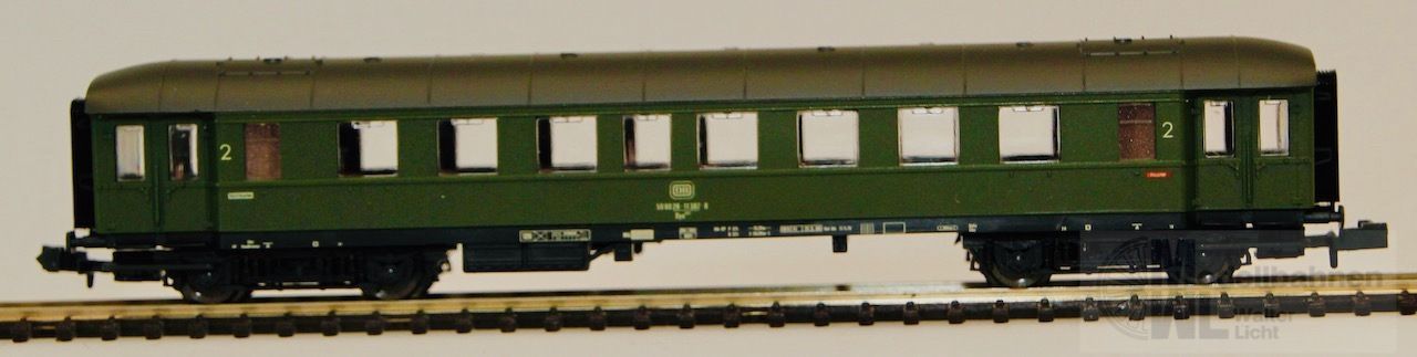 Roco 02274A.1 - ROCO - Eilzugwagen DB 2.Kl. BYe667 N 1:160