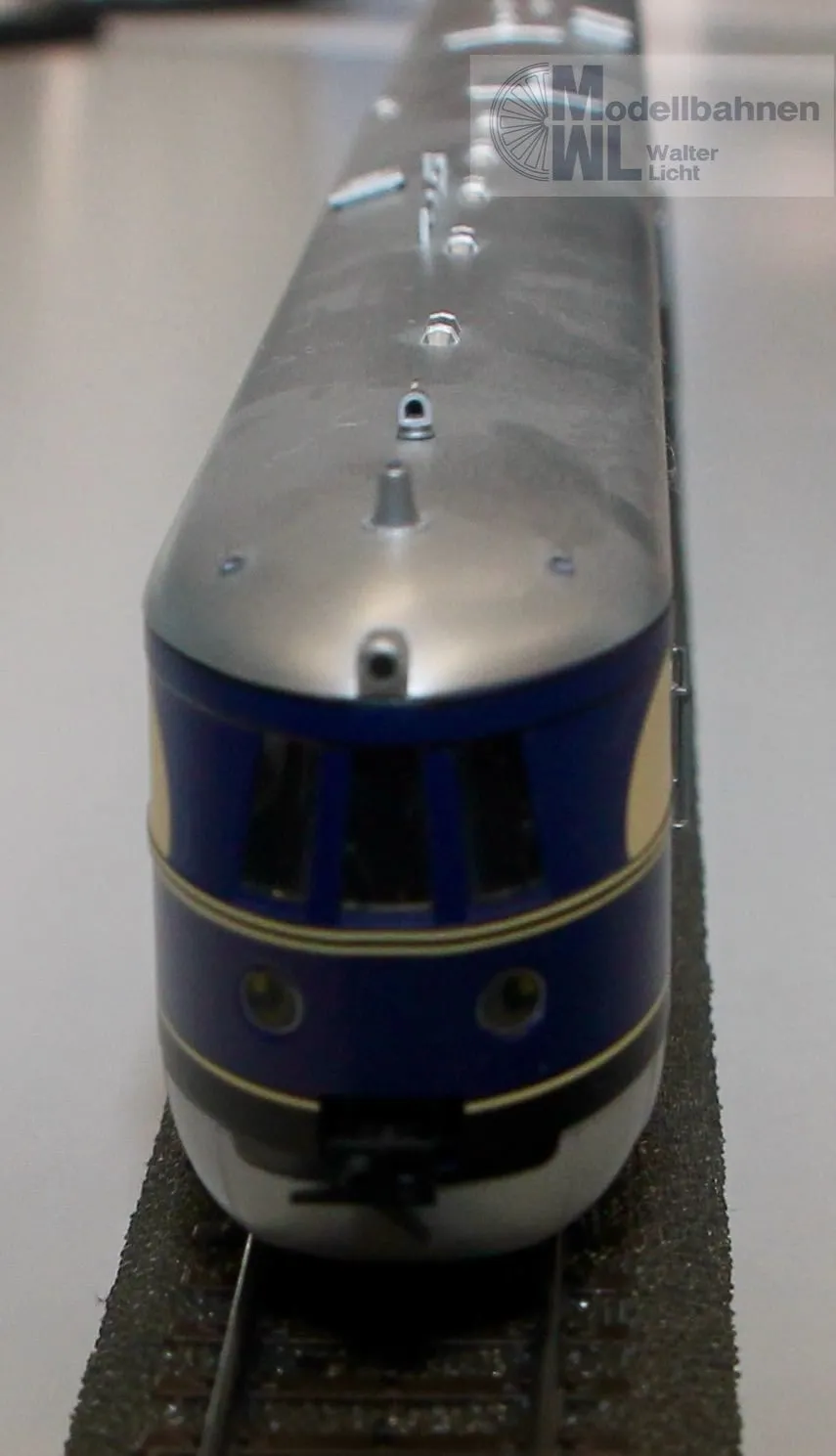 Märklin 37776 - MÄRKLIN - Dieseltriebzug SVT 137 DB Ep.VI H0/WS Sound mfx