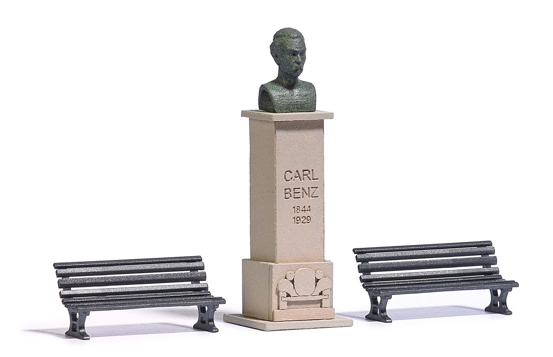 Busch 7732 - Carl Benz Statue H0 1:87