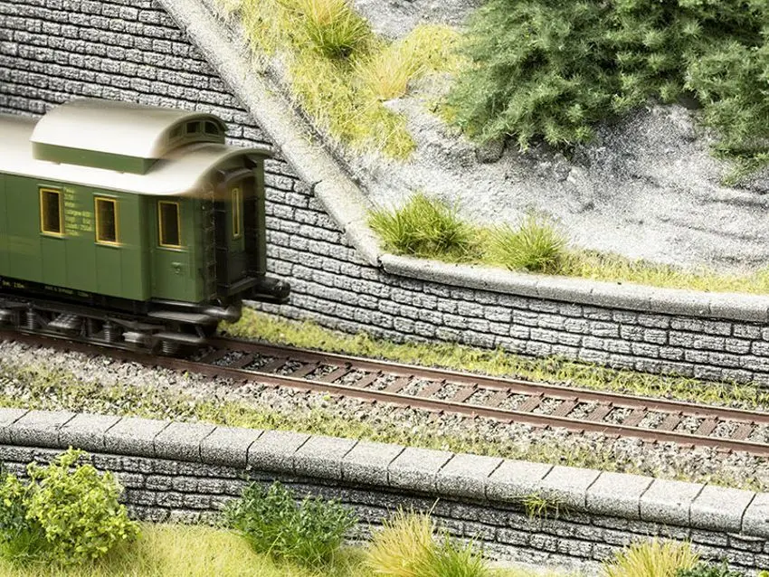 Noch 14236 - Mauerabschlusskanten 5 Stück H0 1:87