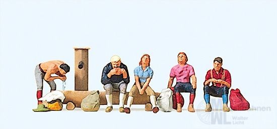 Preiser 10443 - Wanderer am Weidebrunnen H0 1:87