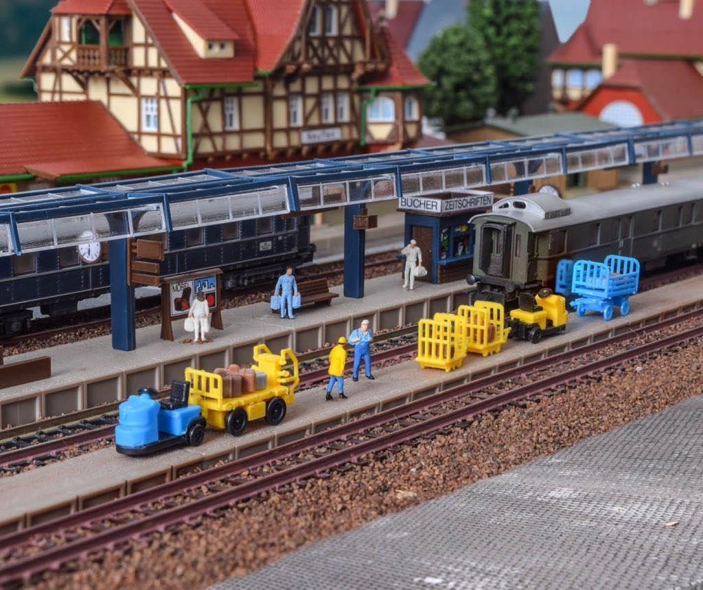 Vollmer 47503 - Gepäckbahnsteig fünfteilig N 1:160
