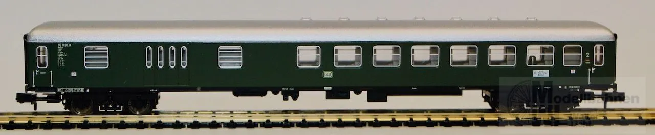 Trix 13373 - MINITRIX - Personenwagen DB 2.Kl. / Gepäck grün DB4üm N 1:160