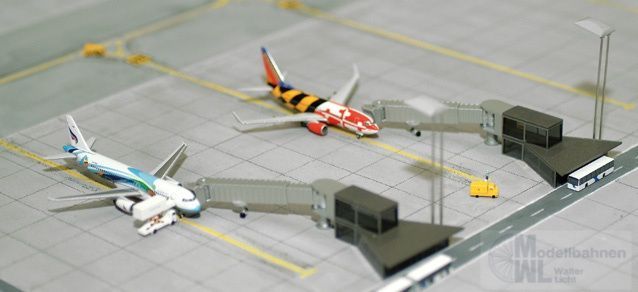 Herpa 520553 - Vorfeld Ein- und Ausstiegsstation 1:500 Herpa 520553 - Vorfeld Ein- und Ausstiegsstation 1:500