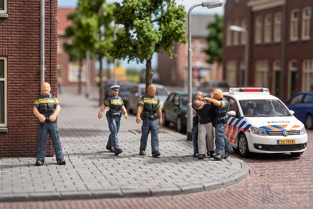 Faller 151717 - Polizisten NL H0 1:87