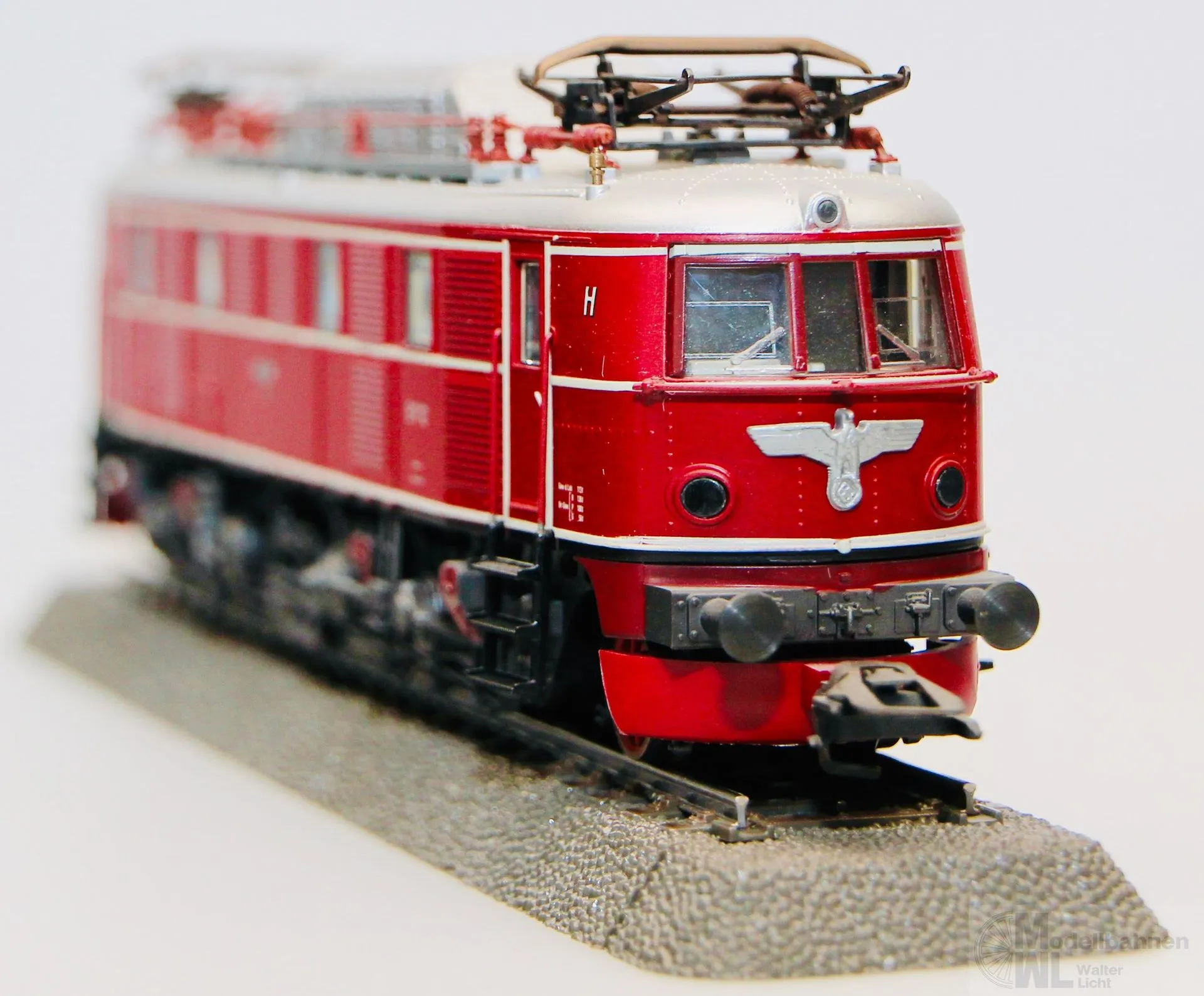Märklin 3769 - MÄRKLIN - E-Lok E19 12 DRG Ep.II rot H0/WS Digital