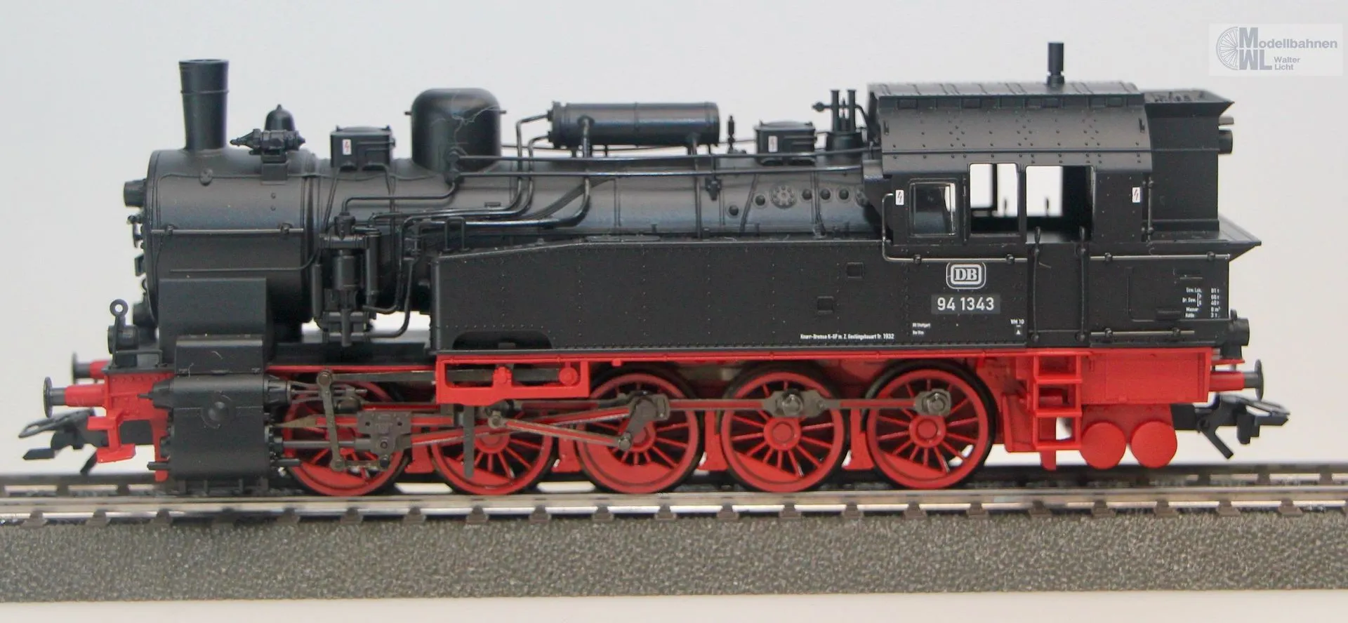 Märklin 37160 - MÄRKLIN - Dampflok BR 94.5-17 DB Ep.III H0/WS Sound mfx