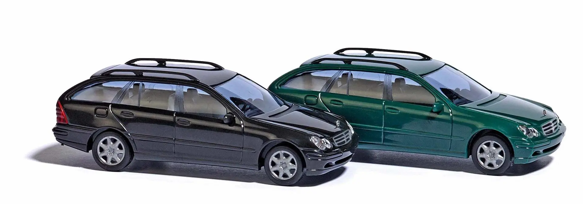 Busch 89137 - Mercedes-Benz C-Klasse T-Modell grün H0 1:87