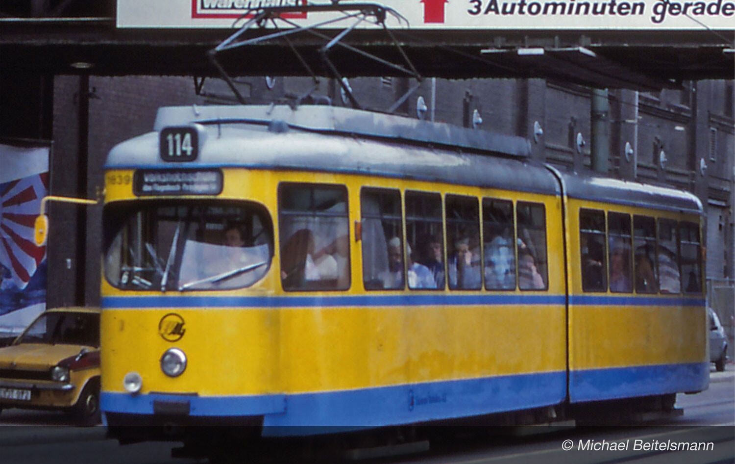 Arnold 2603D - Straßenbahn DUEWAG GT6 Ep.IV/V Essen gelb/blau N 1:160 Digital