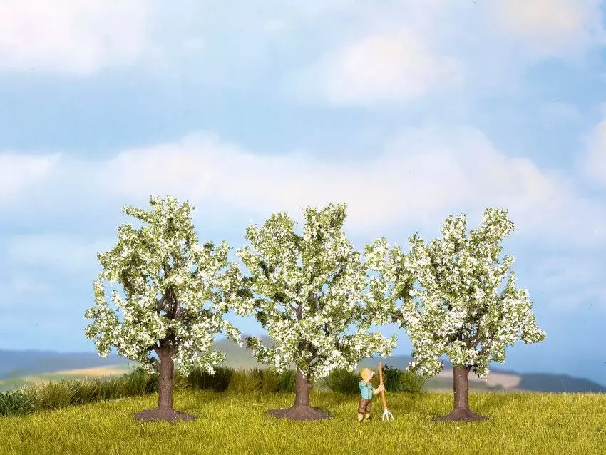 Noch 25111 - Obstbäume weiß blühend, 3 Stück, 8 cm hoch H0 1:87/TT 1:120