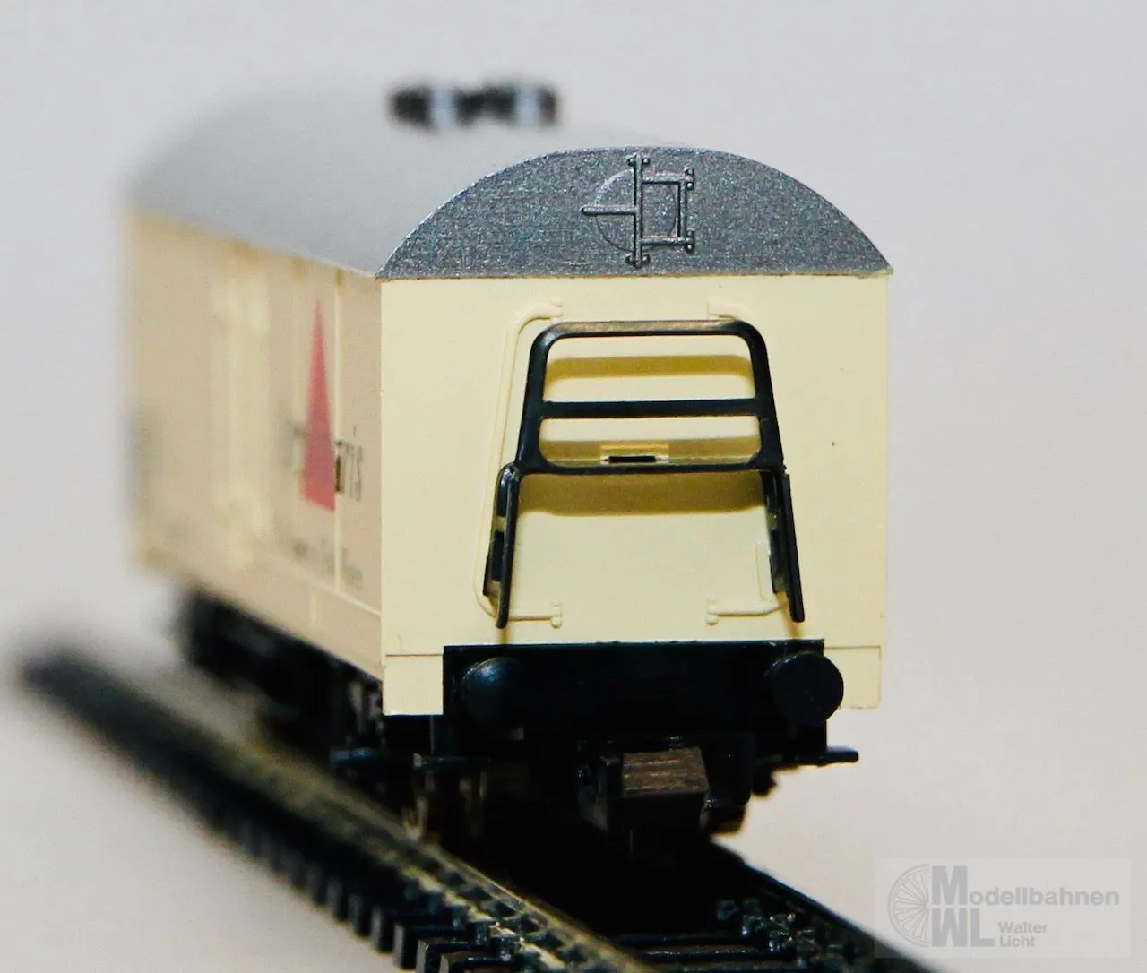 Fleischmann 8328 - FLEISCHMANN - Kühlwagen DB Ep.IV Apolinaris N 1:160