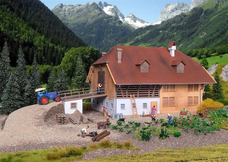 Kibri 38804 - Bauernhaus Tannenhof H0 1:87
