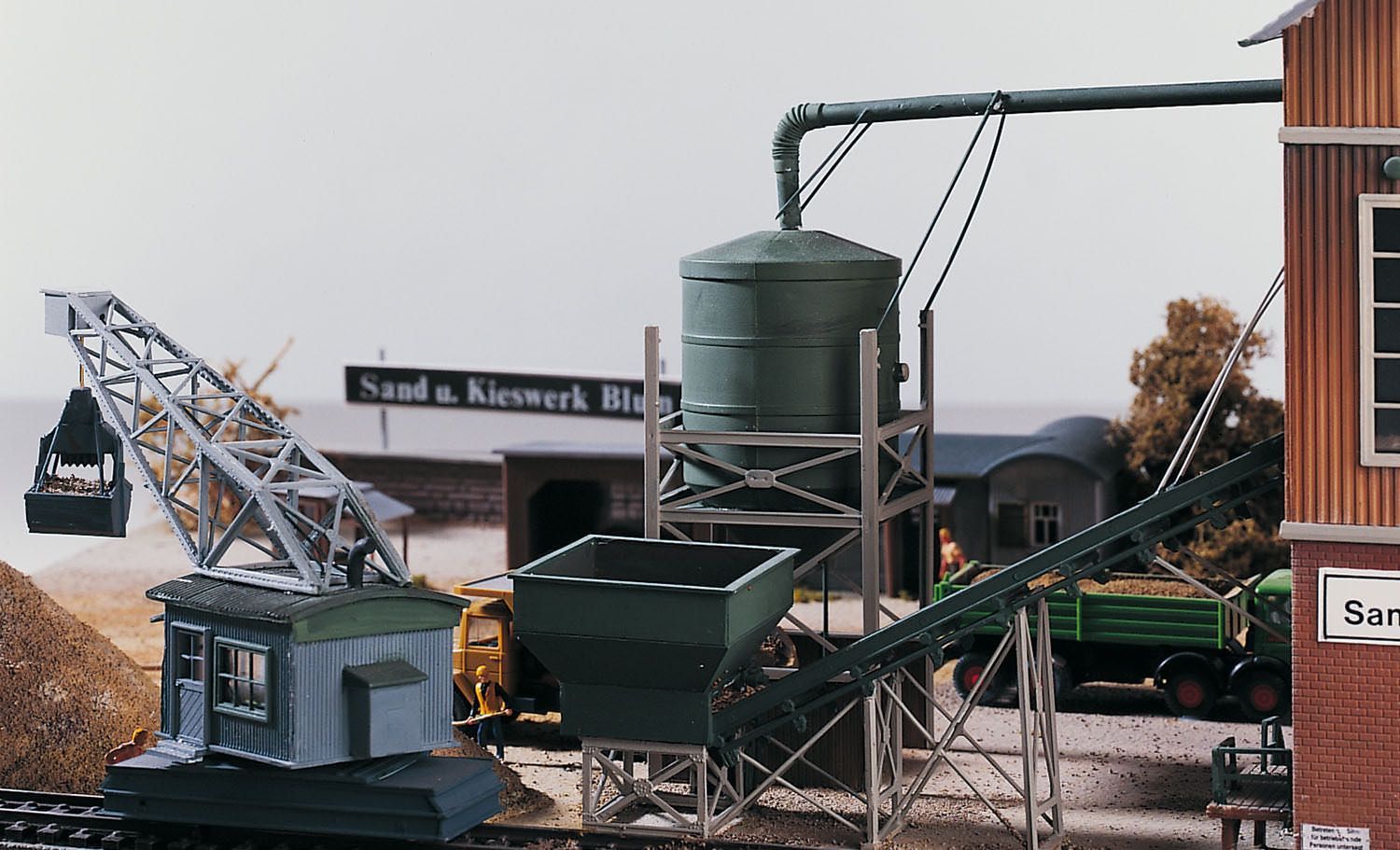 Piko 61125 - Sand-Silo & Sand-Förderband Sandwerk E.Blum