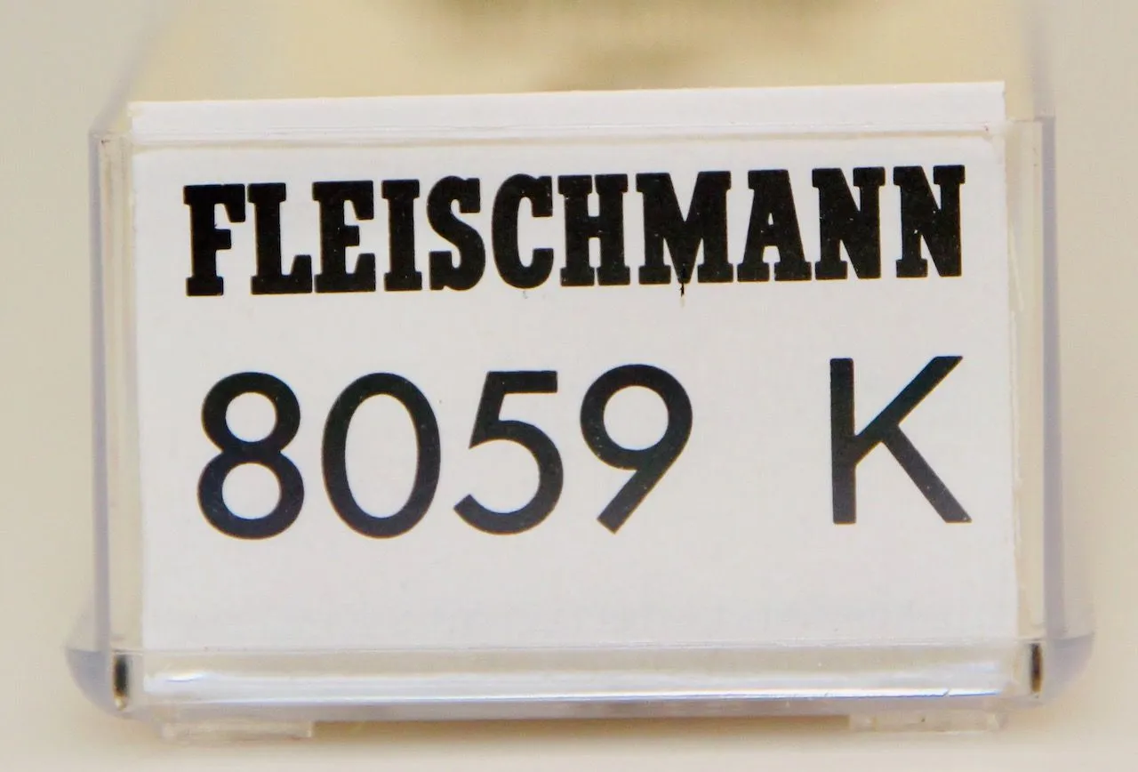 Fleischmann 8059 - FLEISCHMANN - Lokalbahnwagen DRG Ep.II 3.Kl.  N 1:160
