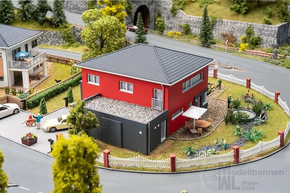 Faller 130743 - WeberHaus CityLife, rot H0 1:87