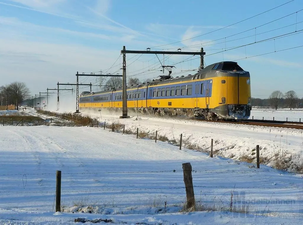 Exact Train 30111 - Triebzug ICM NS Ep.V 3.tlg. H0/WS Sound