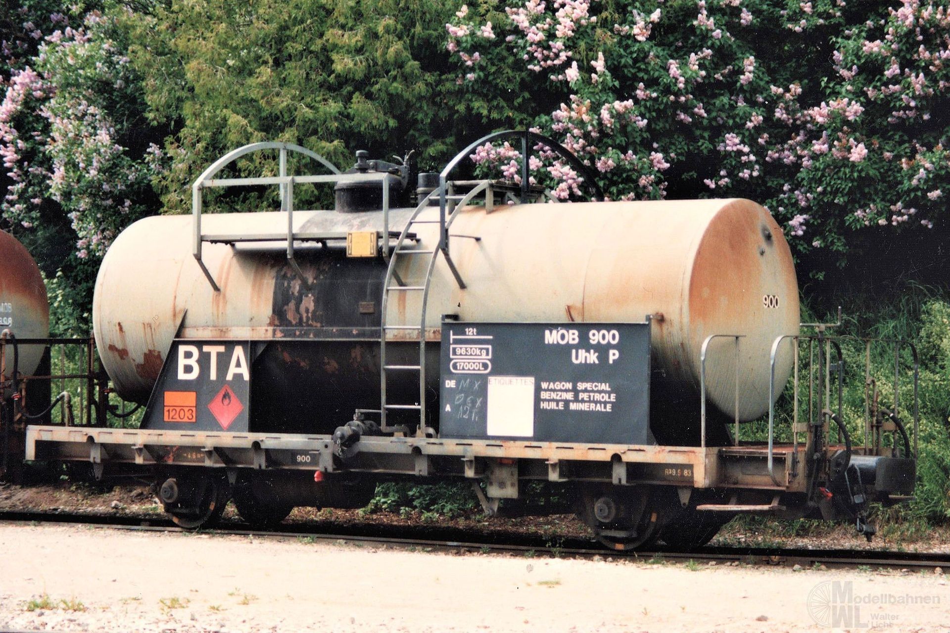 Bemo 2296328 - Kesselwagen MOB Ep.V Uhk P 900 BTA  H0m