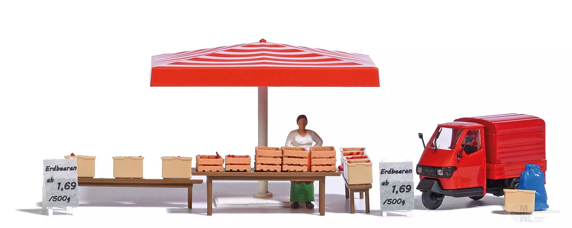 Busch 7913 - A-Set: Marktstand Erdbeeren H0 1:87