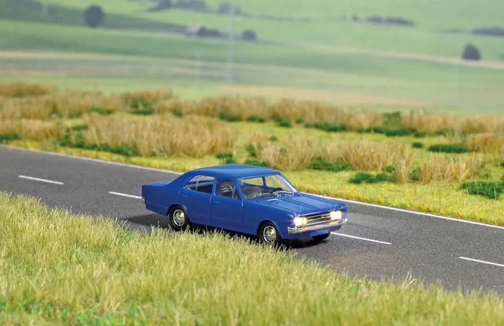 Busch 5663 - Opel Rekord C H0 1:87
