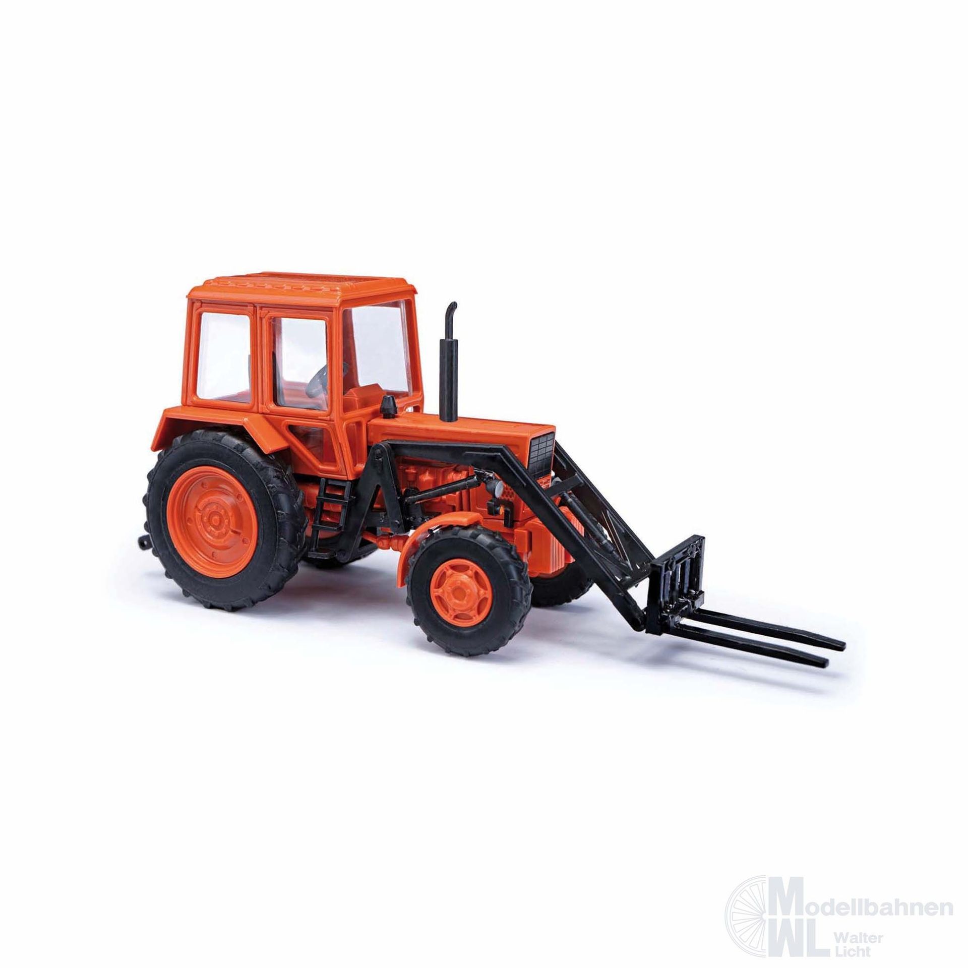 Busch 51308 - Belarus MTS 82 mit Frontlader H0 1:87 Busch 51308 - Belarus MTS 82 mit Frontlader H0 1:87
