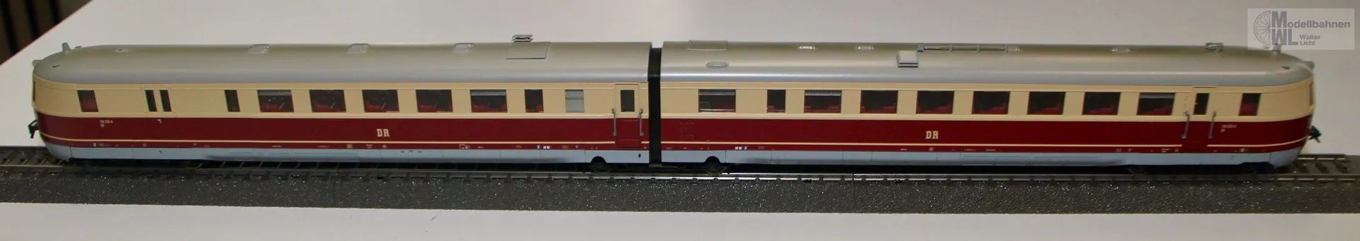 Märklin 37775 - MÄRKLIN - Dieseltriebzug BR 186 DR Ep.IV H0/WS Sound mfx