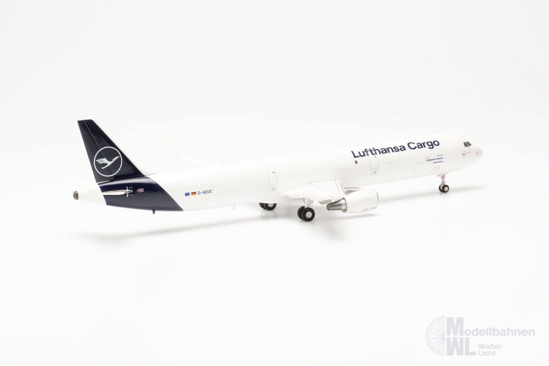 Herpa 572439 - Airbus A321P2F Lufthansa Cargo 1:200