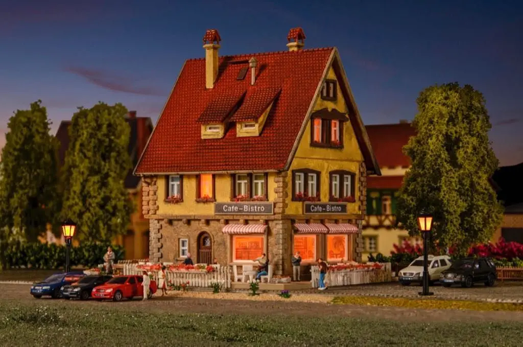 Vollmer 47695 - Café-Bistro mit Inneneinric N 1:160