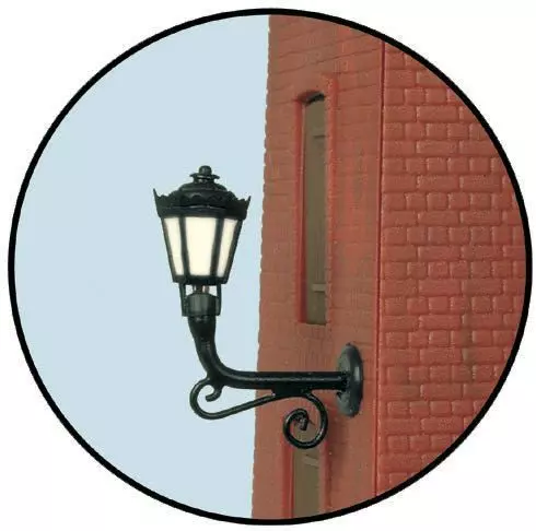 Viessmann 6471 - Wandlaterne LED warmweiß N 1:160