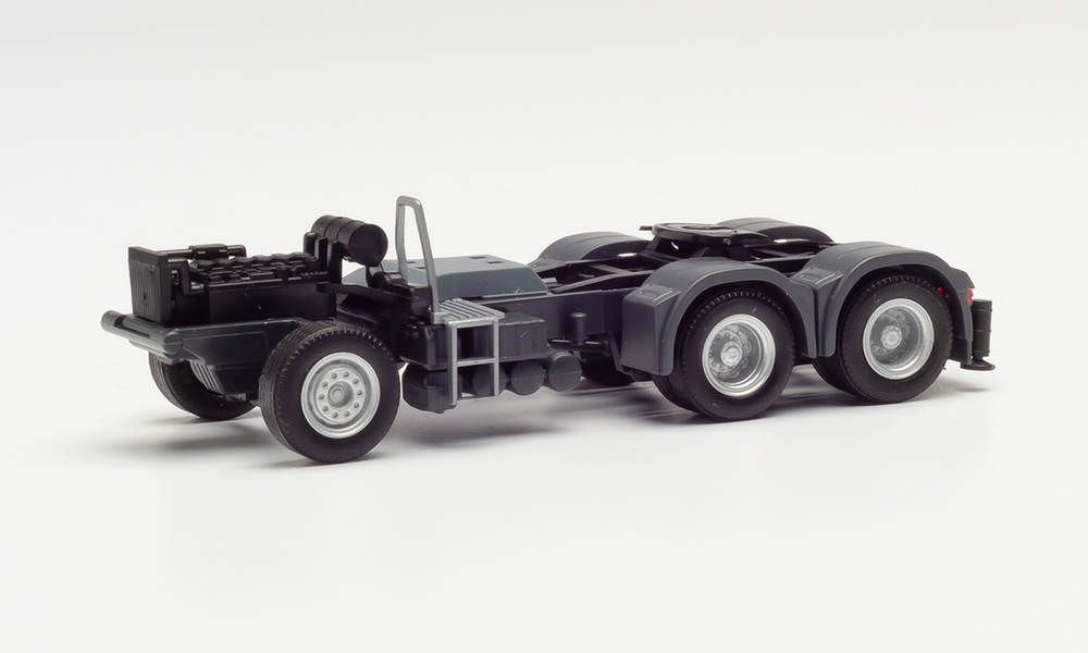 Herpa 85328 - Teileservice Fahrgestell MAN TGX 6x4 incl. Heckabstützung u. Kranaufnahme