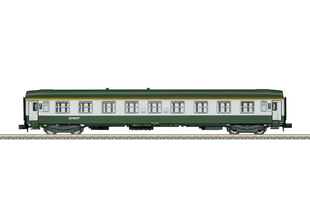 Trix 18464 - Schnellzugwagen SNCF Ep.V A9 N 1:160