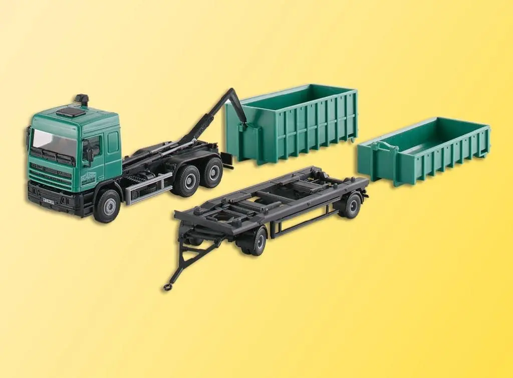Kibri 15211 - DAF Hängerzug mit Hackengerät und Muldenanhänger H0 1:87