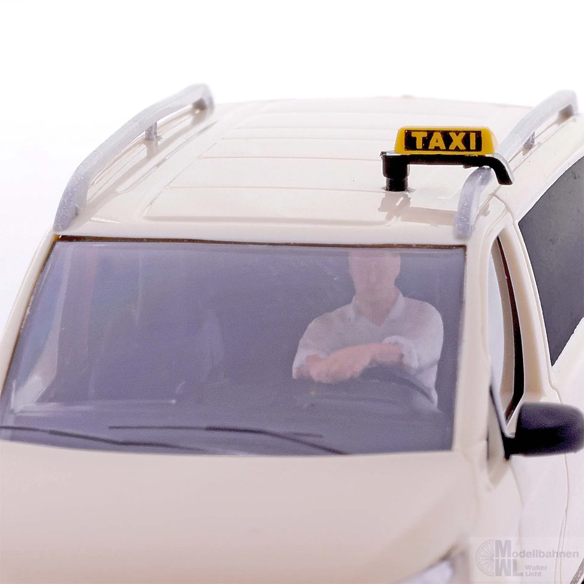 Busch 54807 - Mercedes-Benz Vito Taxi mit Fahrer H0 1:87