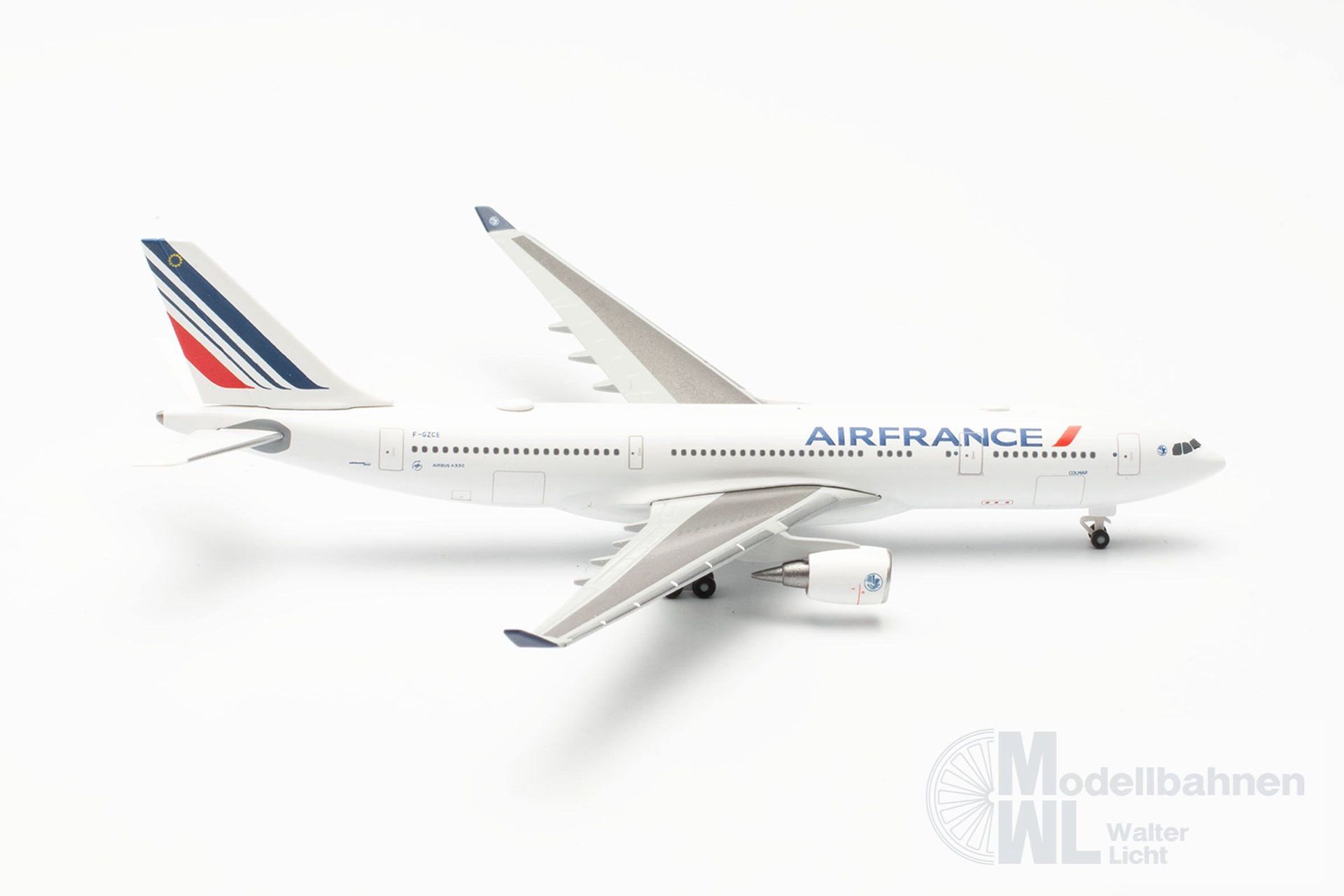 Herpa 536950 - Airbus A330-200 Air France 1:500