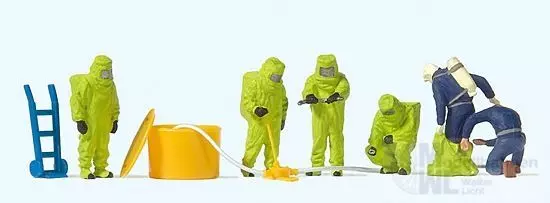 Preiser 10731 - Feuerwehrmänner im grünen Vollschutzanzug H0 1:87