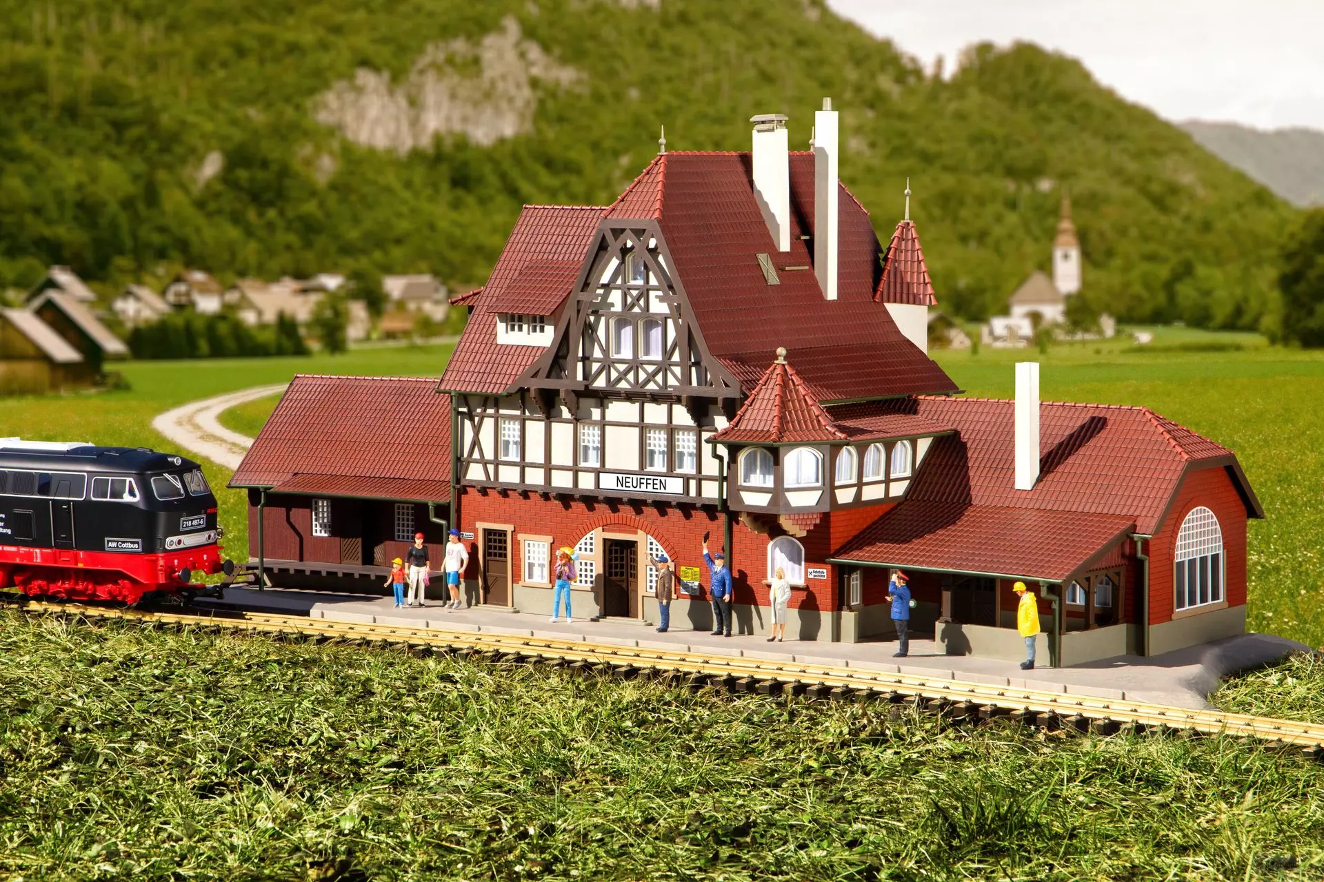 Piko 65000 - Bahnhof Neuffen Spur G 1:22,5