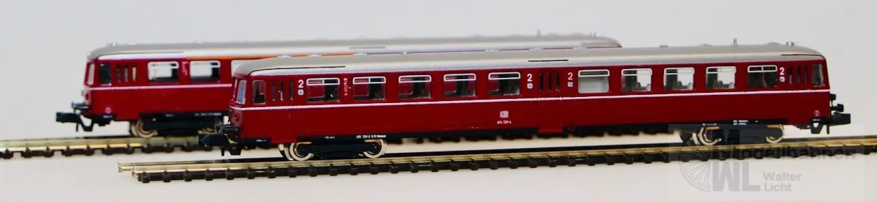Hobbytrain 1517 - HOBBYTRAIN - Akku-Triebwagen BR 515 DB Ep.IV rot 2.tlg. N 1:160