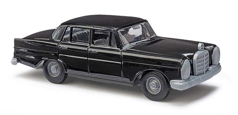 Busch 89100 - Mercedes-Benz 220 schwarz H0 1:87 Busch 89100 - Mercedes-Benz 220 schwarz H0 1:87