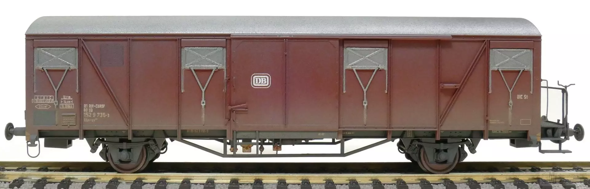 Exact Train 22096 - Güterwagen gedeckt DB Ep.IV Gbs-uv 254 mit Bremserbühne gealtert H0/GL