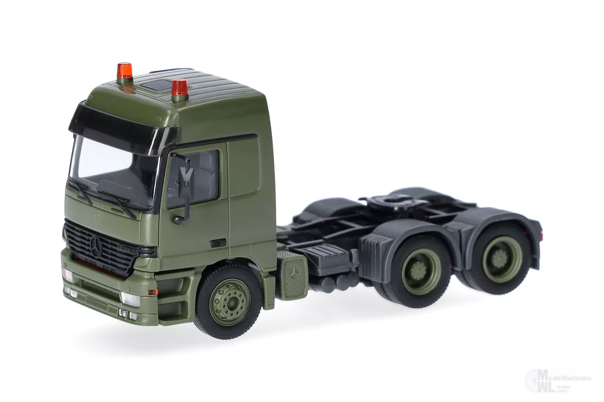 Herpa 747264 - Mercedes-Benz Actros L (96) ZGM  6X4 oliv H0 1:87