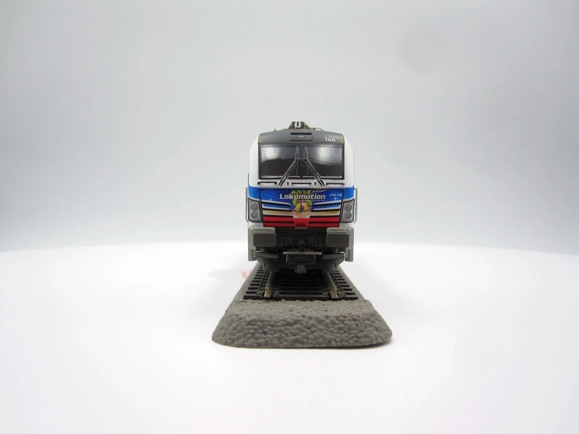 Piko 71355 - E-Lok Vectron Weihnachtslok Railpool Ep.VI H0/GL SOUND