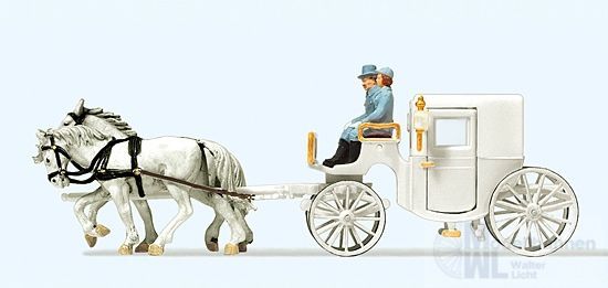 Preiser 30495 - Hochzeitskutsche geschlossen H0 1:87 Preiser 30495 - Hochzeitskutsche geschlossen H0 1:87