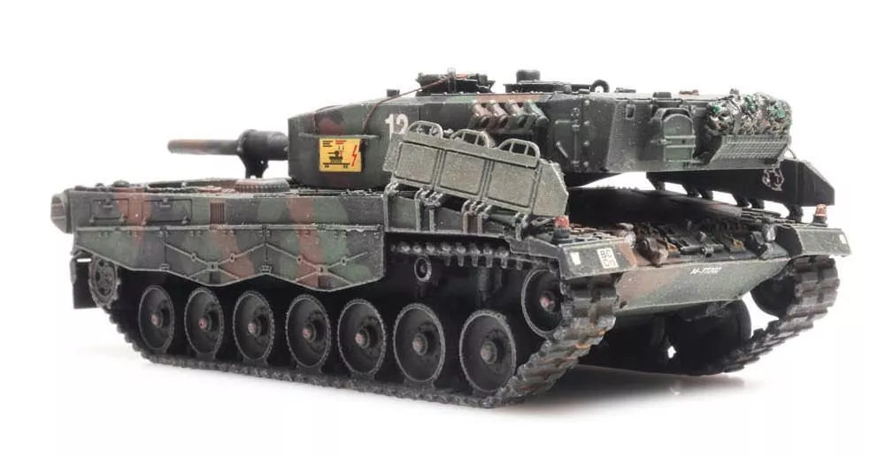 ARTITEC b.v. 6870119 - Panzer Pz 87 / Leopard 2A4 Schweiz train load H0 1:87