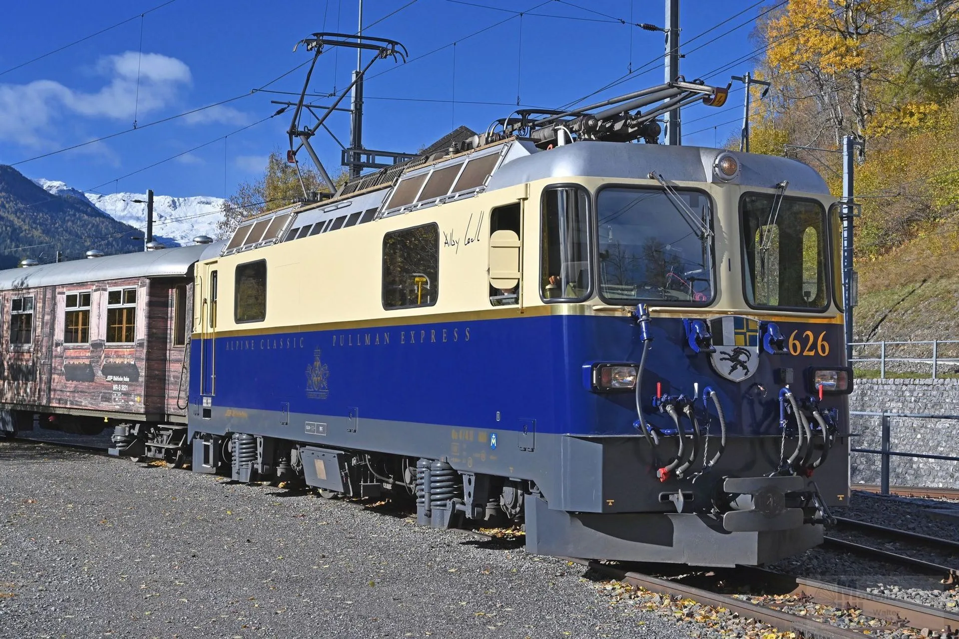 Bemo 9258176 - E-Lok Ge 4/4 II 626 RhB Ep.VI Alpine Classic Pullmann Express 0m