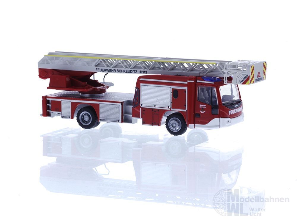 Rietze 71124 - Magirus DLK 32 n.B. FW Schkeuditz H0 1:87